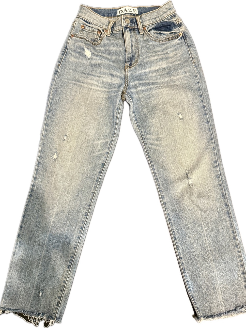 Daze Brand Distressed Light wash jean sz 24